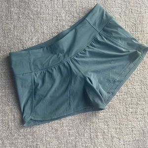 Lululemon Run Times Shorts 4” Size 10
